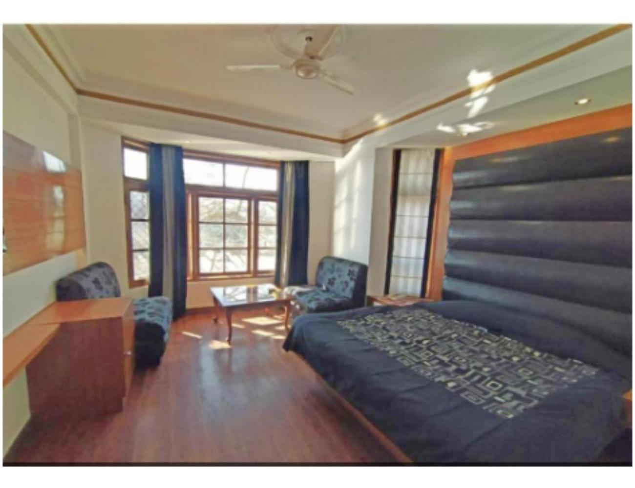 Hotel Horizon Near Picture Palace Bus Stand, מוסורי מראה חיצוני תמונה