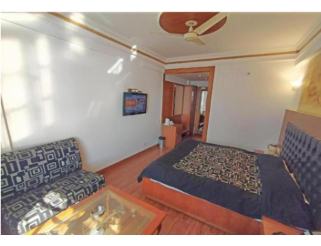 Hotel Horizon Near Picture Palace Bus Stand, מוסורי מראה חיצוני תמונה