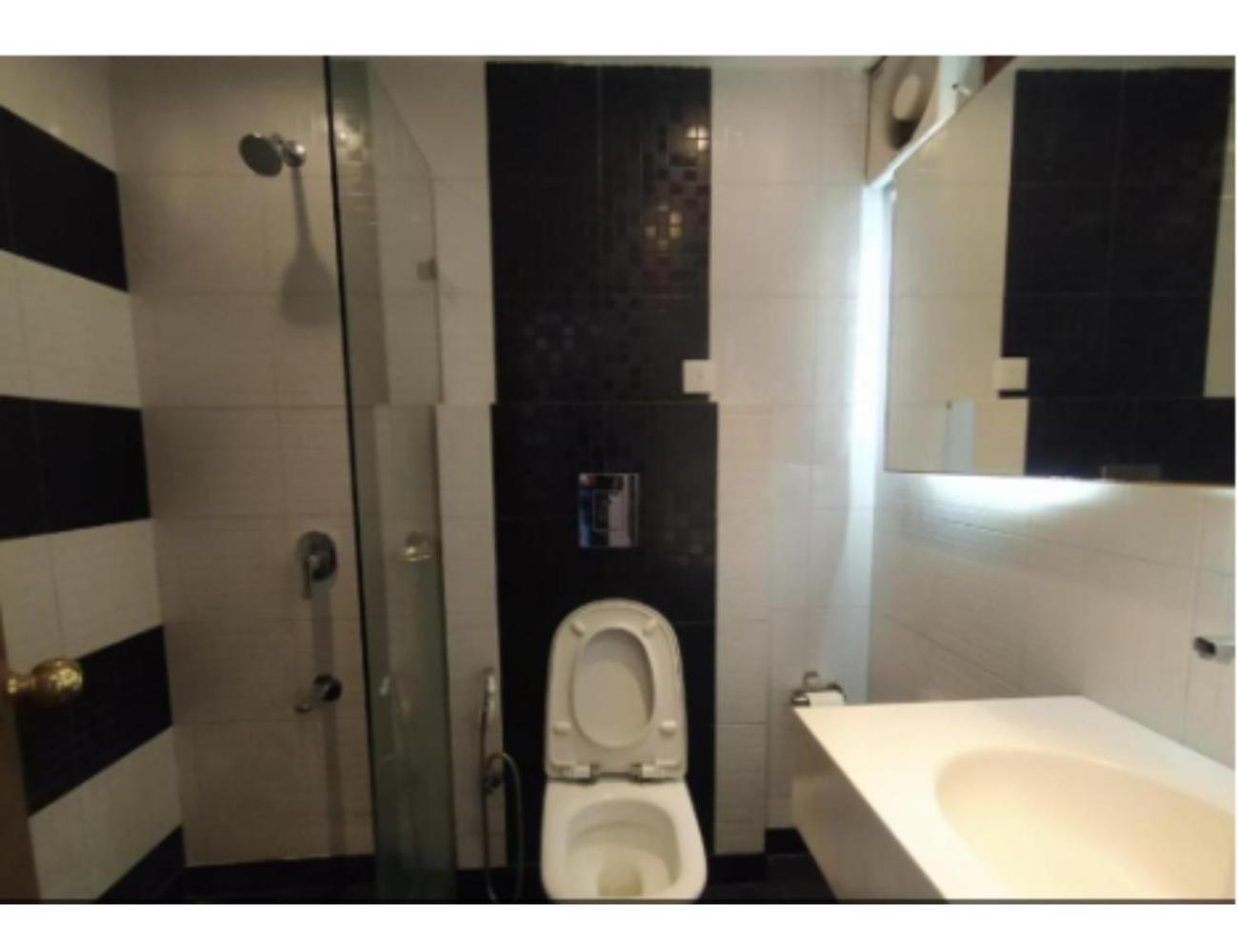 Hotel Horizon Near Picture Palace Bus Stand, מוסורי מראה חיצוני תמונה